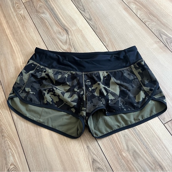 Lululemon Speed Short *H2O‎ - Picture 2 of 16